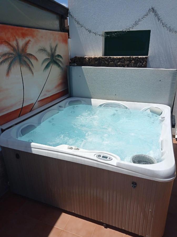 Casa Orilla! Beautiful Private Holiday Villa With Hot Tub La Oliva Buitenkant foto