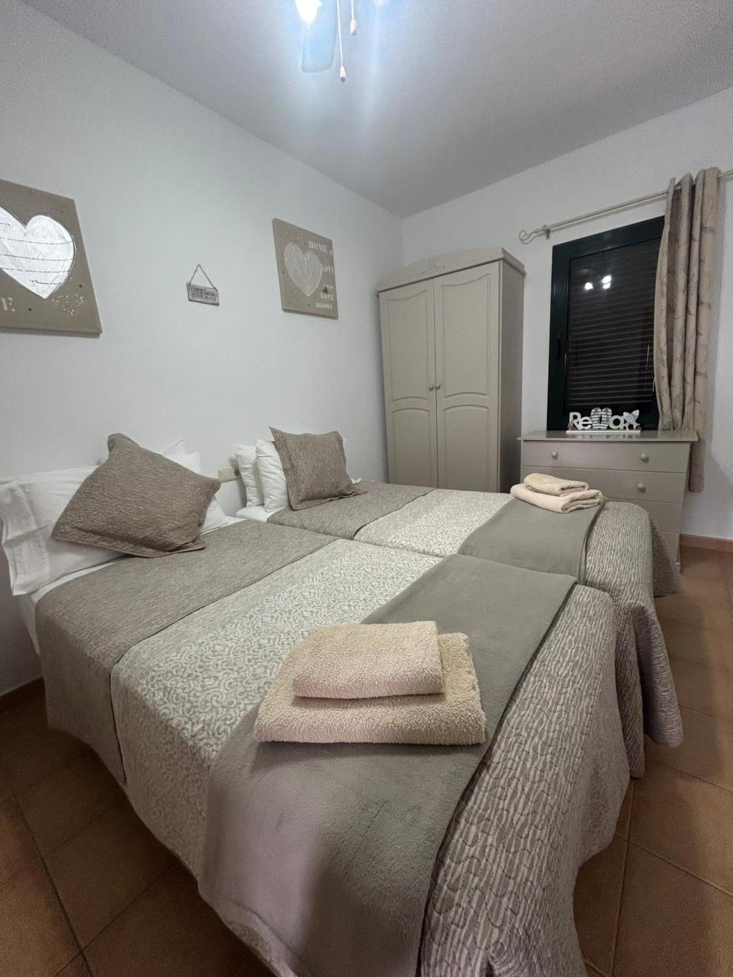 Casa Orilla! Beautiful Private Holiday Villa With Hot Tub La Oliva Buitenkant foto